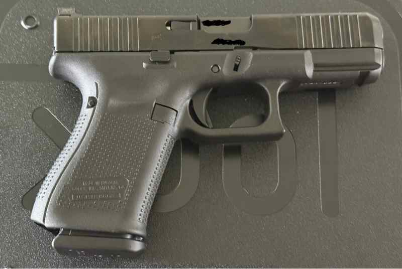GLOCK 19 GEN 5 TRIJICON HD SIGHTS LNIB
