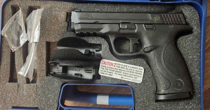 M&amp;P 40