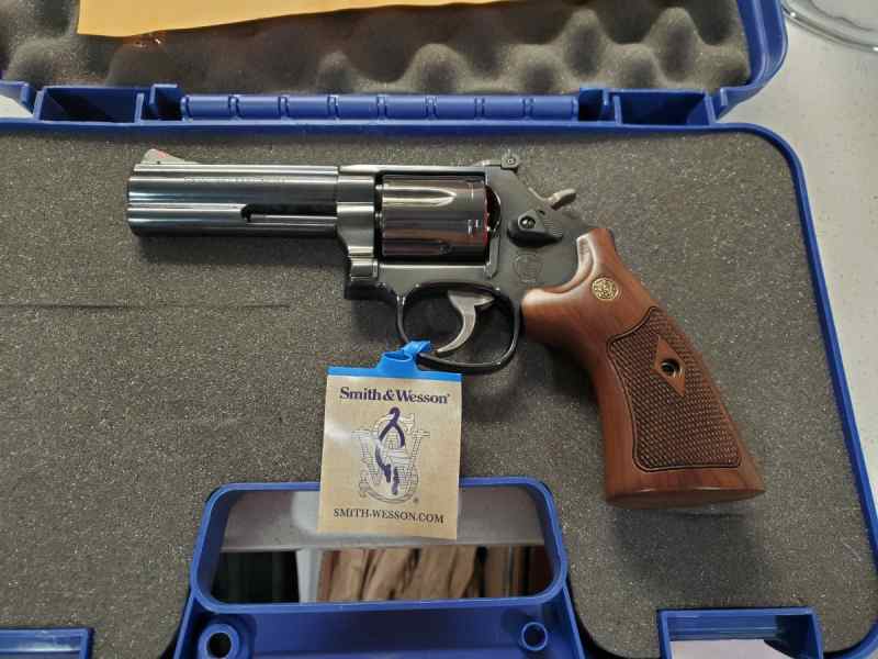 S&amp;W 586