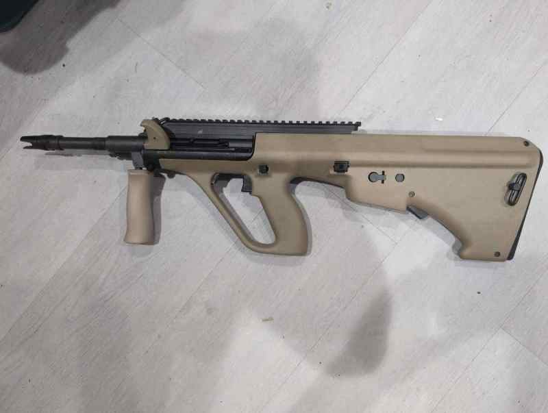 STEYR AUG TAN NATO