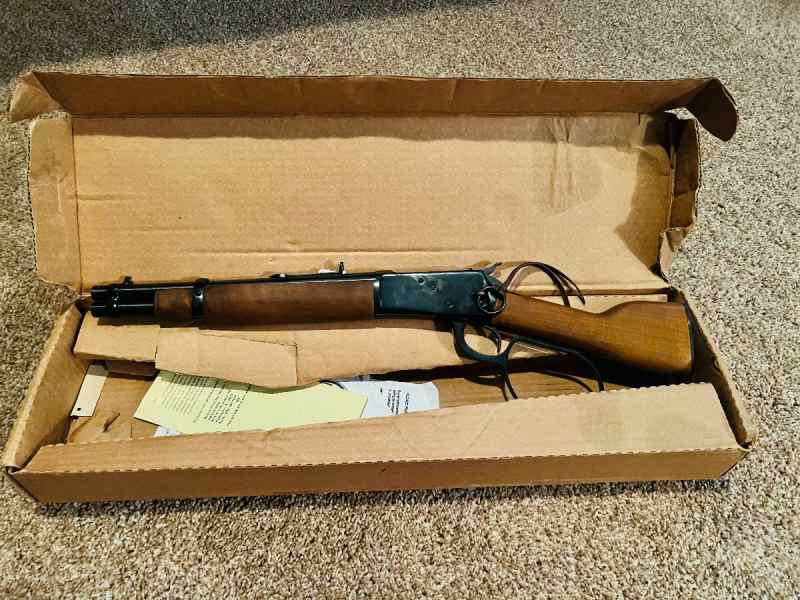Rossi Ranch Hand Mares Leg .44 Magnum 