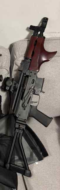 PSA AK-V
