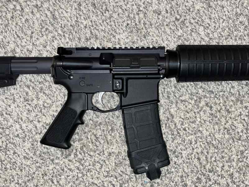 AR-15 10.5 inch 