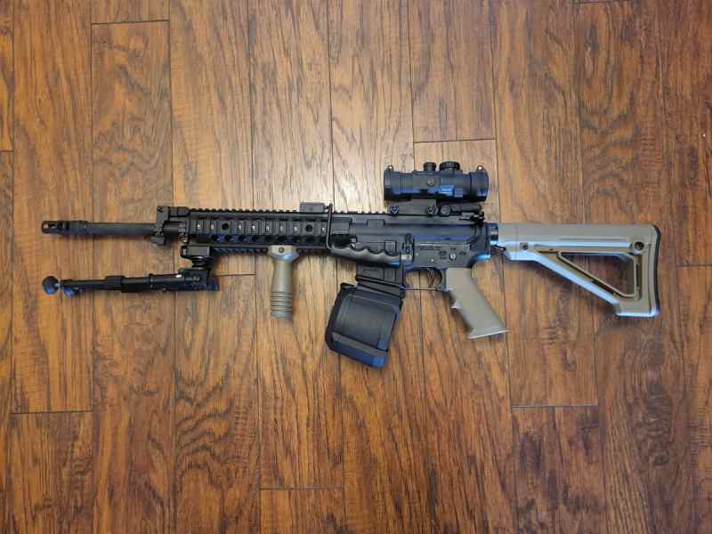 AR15 SAW Concept with Super Safety and D60