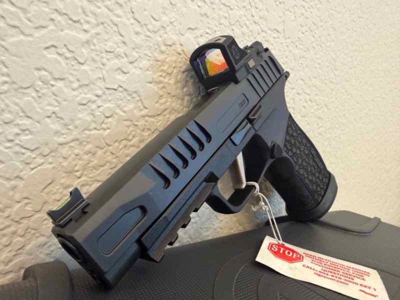 Sig P365 FUSE with Romeo RS &amp; 5 Mags - NIB