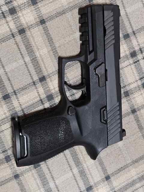 Sig P320 Compact 9mm