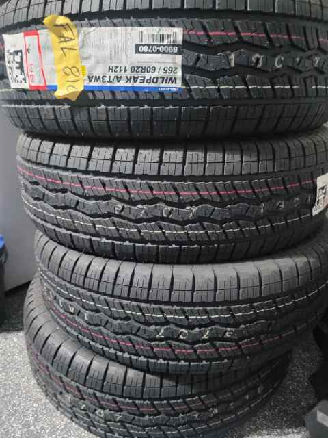 BRAND NEW TIRES 265/60/r20