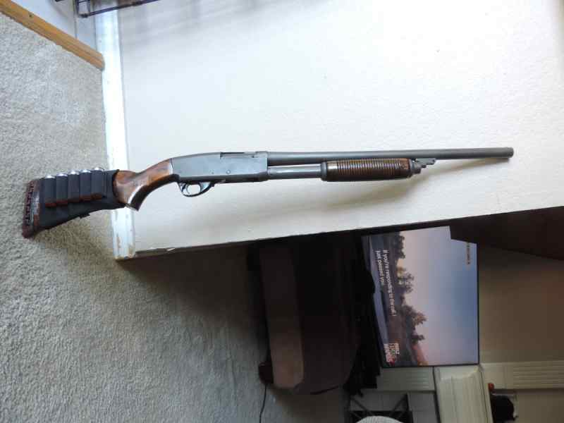 PICS ADDED--Savage M-69RH 12 gauge pump shotgun