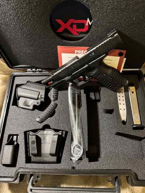 New in The Box Springfield XDM 40 Trade/Offers