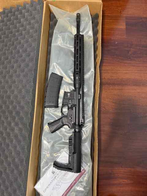 FACTORY LWRC IC DI Standard 5.56 BLACK 16