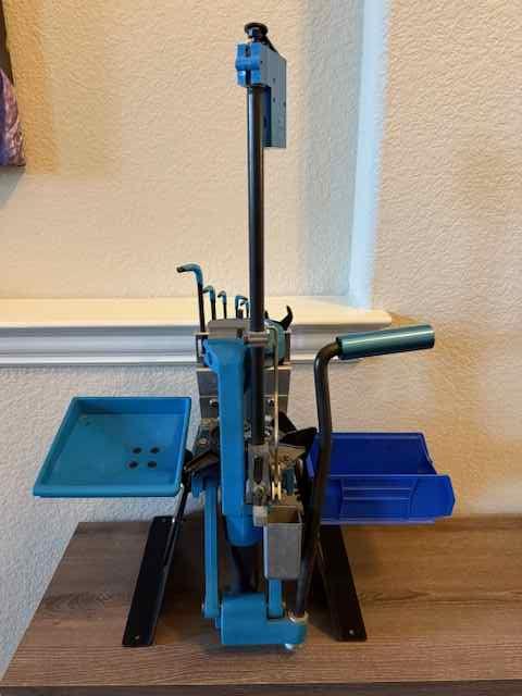 Dillon 550 Progressive Press w/ many extras