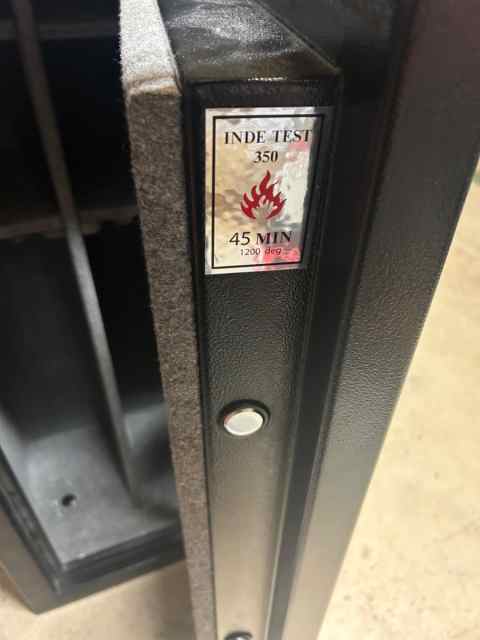 GUN SAFE