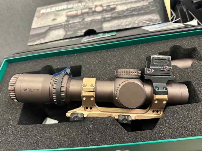 Vortex Optics Razor HD Gen III 1-10x24 Riflescope 