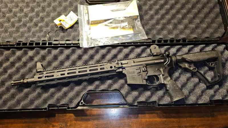 WTT/S: Daniel Defense M4A1 RIII NEW UNFIRED