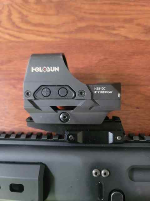 Holosun 510 red dot with riser