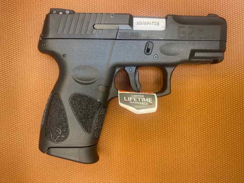 NEW IN BOX - Taurus G2C - 3.2&quot; Barrel - 40S&amp;W