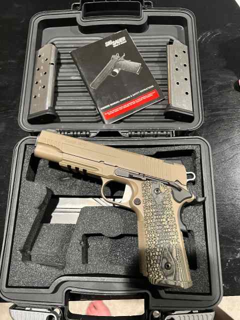 ig Sauer 1911 Emperor Scorpion (.45 ACP, 5” barrel