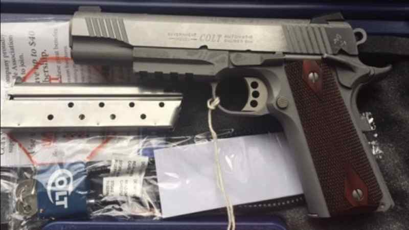 Colt Rail Gun 9mm Stainless 