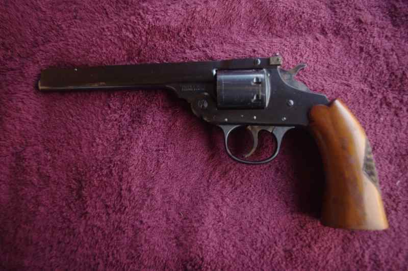 IVER JOHNSON MODEL 844 SUPERSHOT TARGET.22