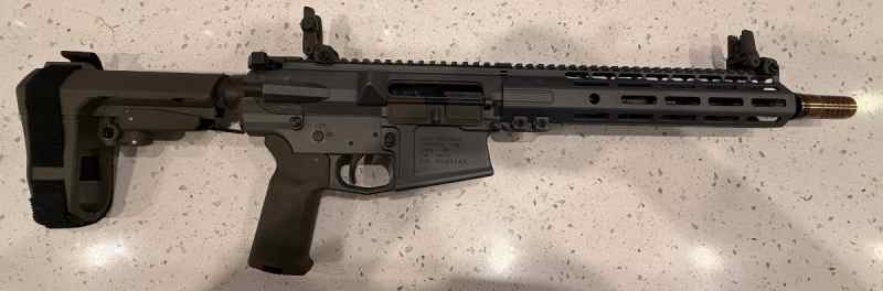 8.6BLK - Aero Precision M5 12" Barrel 