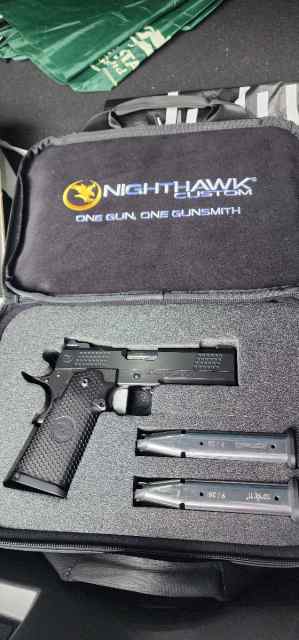 Nighthawk Custom TRS Commander 9mm 17+1 As New