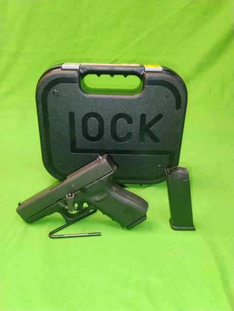 Glock 23 40 S&amp;W W/Original Case &amp; 2 Mags