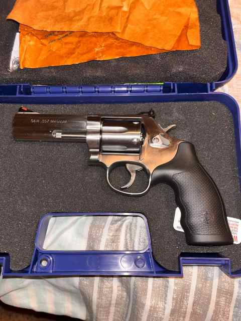 S&amp;W 686 357mag L Frame 