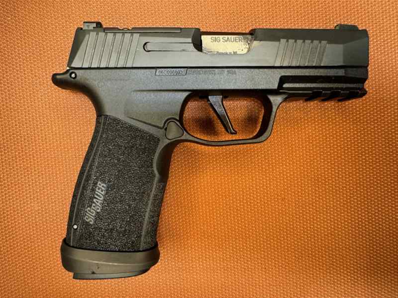 NEW IN BOX - Sig Sauer P365X-Macro TacOps - 9mm