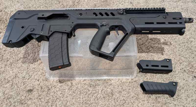 IWI Tavor Sar Suppressor Ready. Lots of extras.