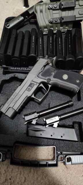 Sig Sauer P226 Legion SAO 9mm Threaded 12 mags