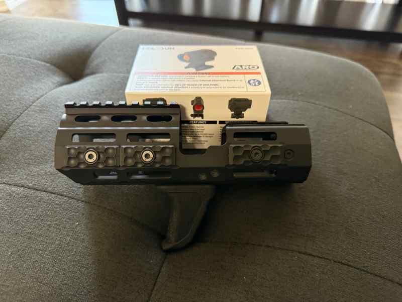 Mp5 suppressor handguard