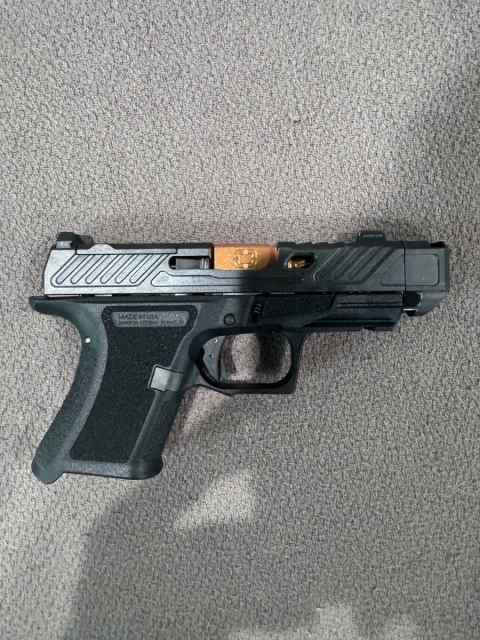 pistol.jpg