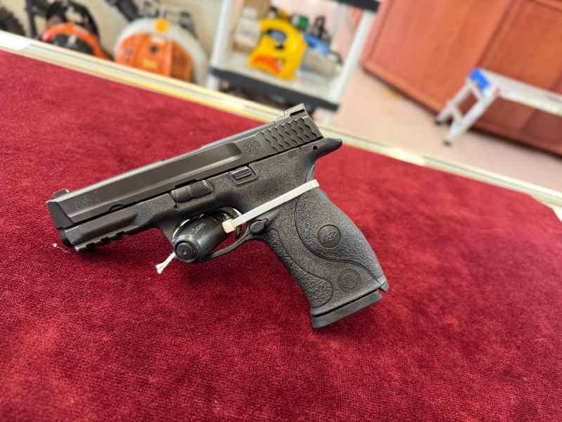Smith &amp; Wesson M&amp;P 9 