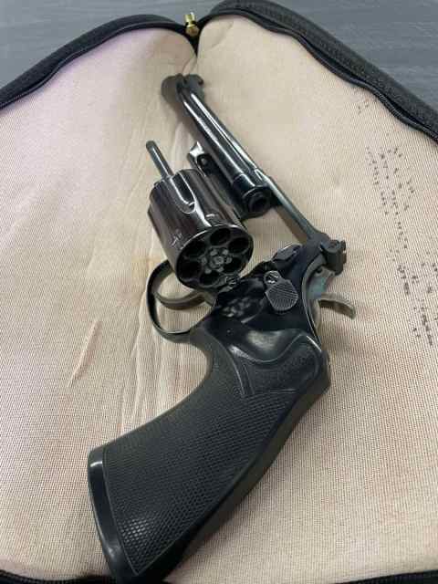 Smith &amp; Wesson Model 19-2