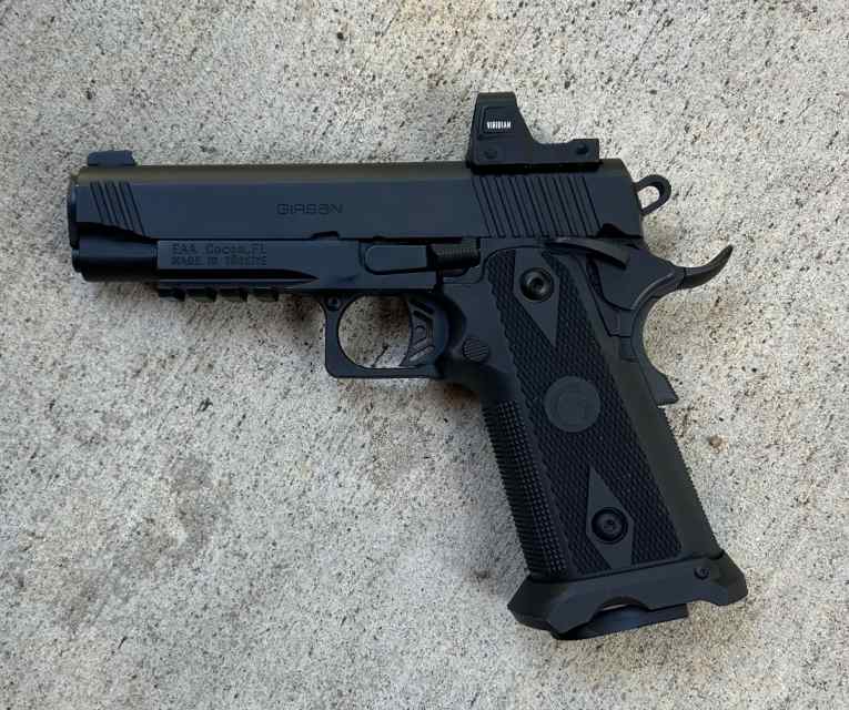 New in Box 9mm 2011 17+1 w/ red dot