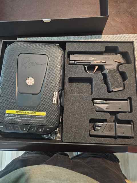 SigSauer P365xl Rose Comp
