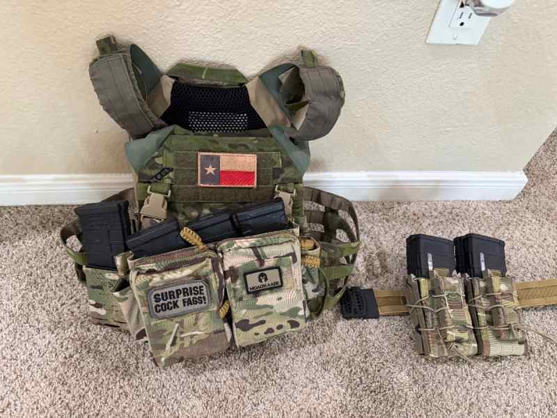 Crye Precision 2.0 plate carrier w/plates and ammo