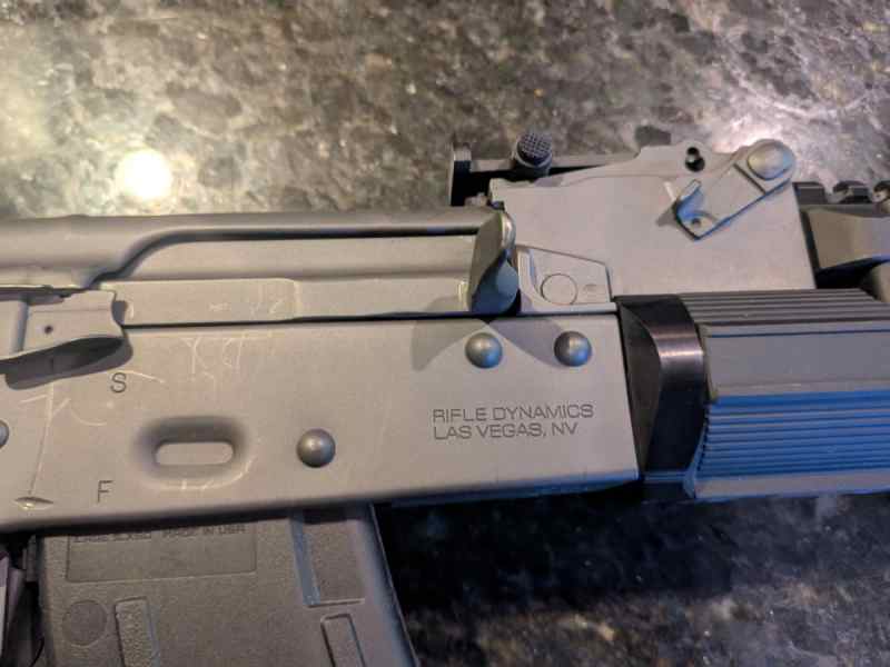 rd704p_1.jpg