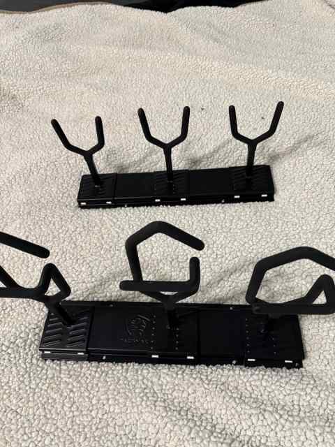 3 gun wall rack