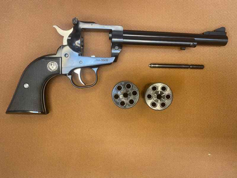 NEW IN BOX - Ruger New Model Single-Six Conv 22LR