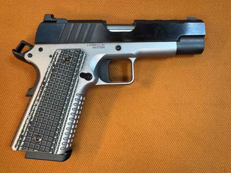 NEW IN BOX- Springfield Armory 1911 Emissary-45ACP