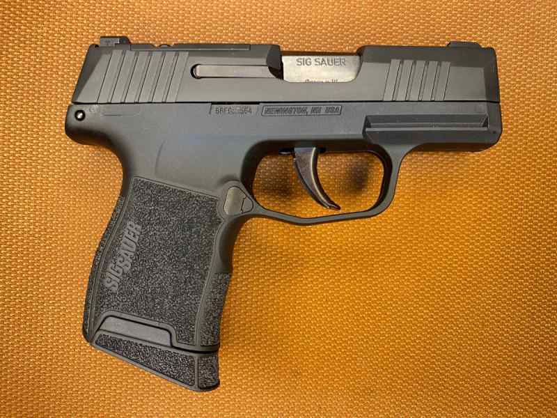 NEW IN THE BOX - Sig Sauer P365 - Optic Cut 9mm