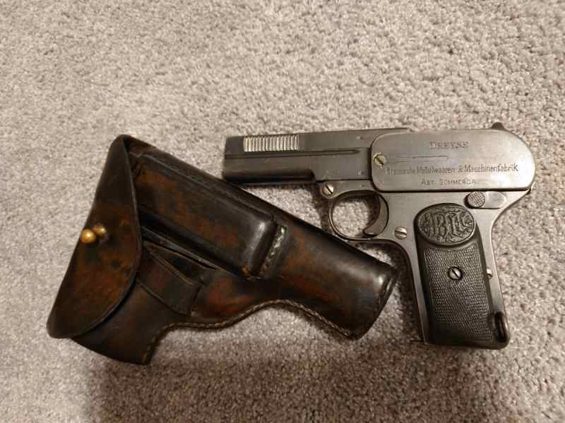 Police Dryse.32 cal excellent condition $900