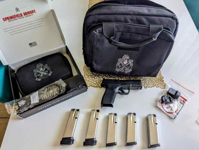 Springfield Sale - Echelon 4.5F - Hellcat Pro