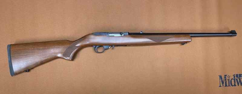 NEW IN BOX-Ruger 10/22 Walnut Stock Deluxe Sporter