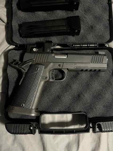 1911 Double stack