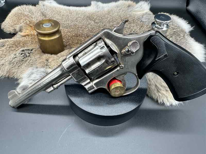 Smith &amp; Wesson M1917 .45 ACP revolver