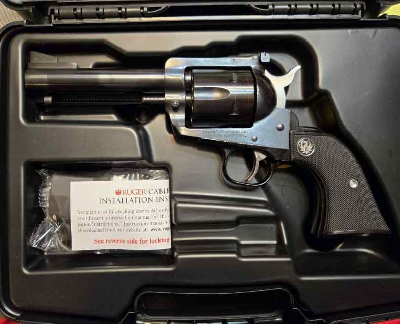 Ruger Blackhawk .357mag Excellent Like New!