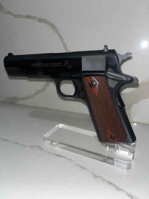 Colt 1911 .45 acp