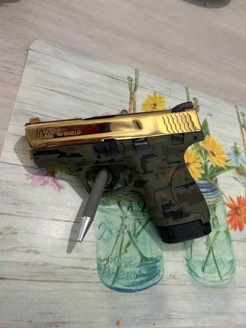 Gold plated m&amp;p shield .40